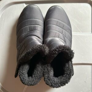 Soft black ankle booties - Waterproof - Size 40
